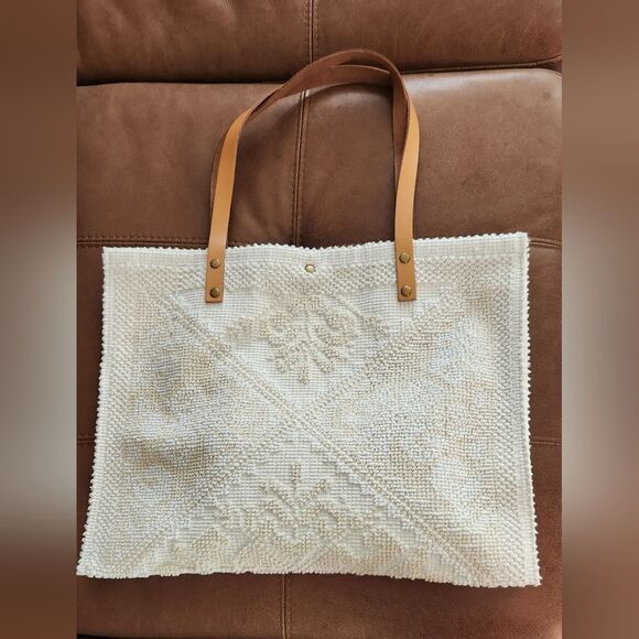 Handwoven Artisinal Tote Bag - Picture 3 of 10